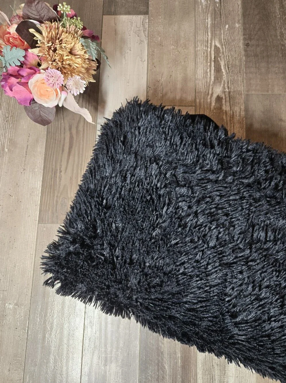 Studio D Black Blanket 50
